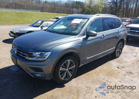 2018 Volkswagen Tiguan 2.0T Se/2.0T Sel z USA, uszkodzony, nr VIN 3VV2B7AXXJM062187